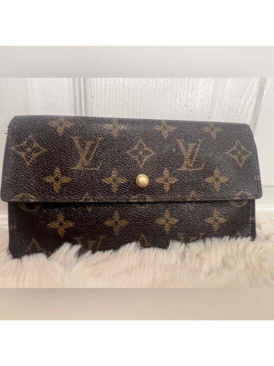 Louis Vuitton Handbags - LOUIS VUITTON MONOGRAM PORTE TRESOR INTERNATIONAL WALLET